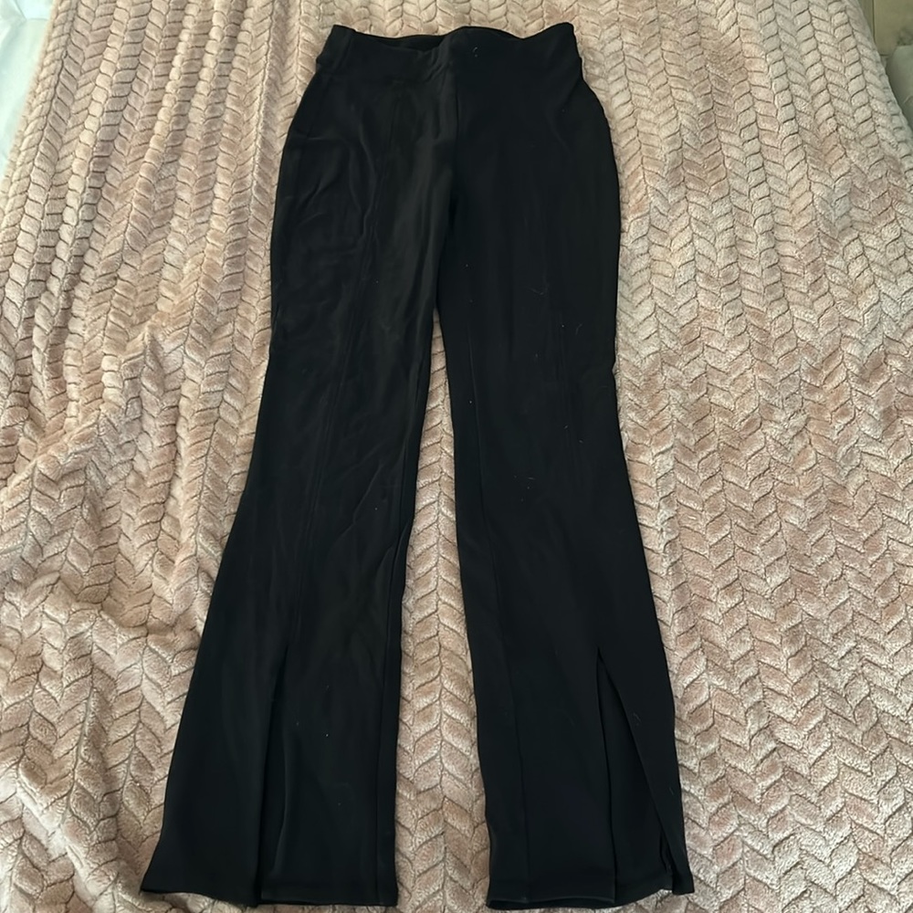 Alo Flare Leggings